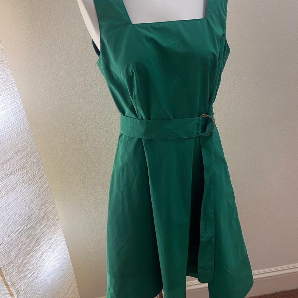 Akris Punto Green Dress -  Sleeveless Square neck - NWT Size 10